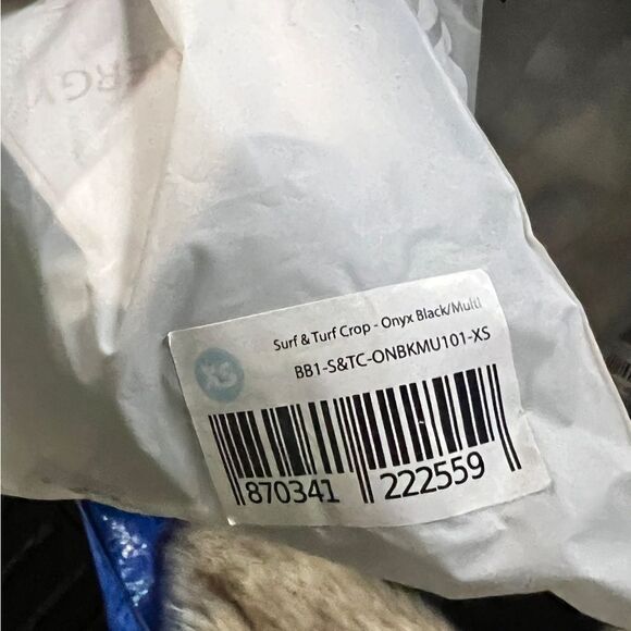 Buff Bunny surf and turf crop NWT - Picture 3 of 3